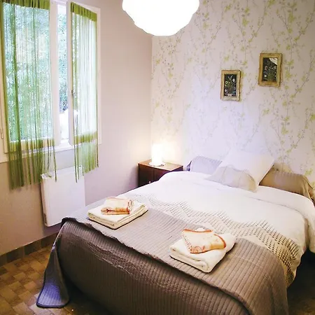 Nyaraló Three-bedroom Holiday In