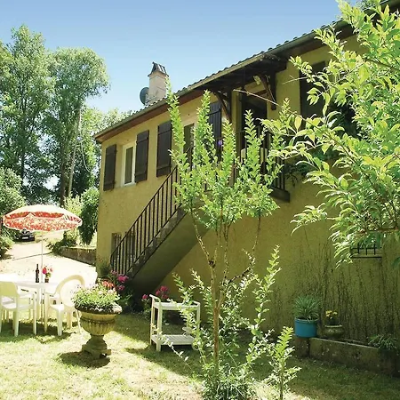 Nyaraló Three-bedroom Holiday In Plazac