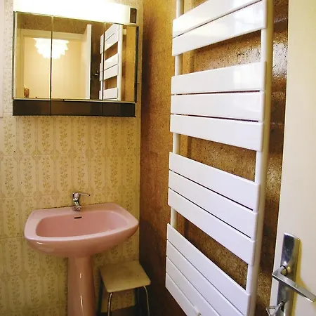 Three-bedroom Holiday In *