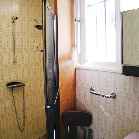 Three-bedroom Holiday In Nyaraló Plazac